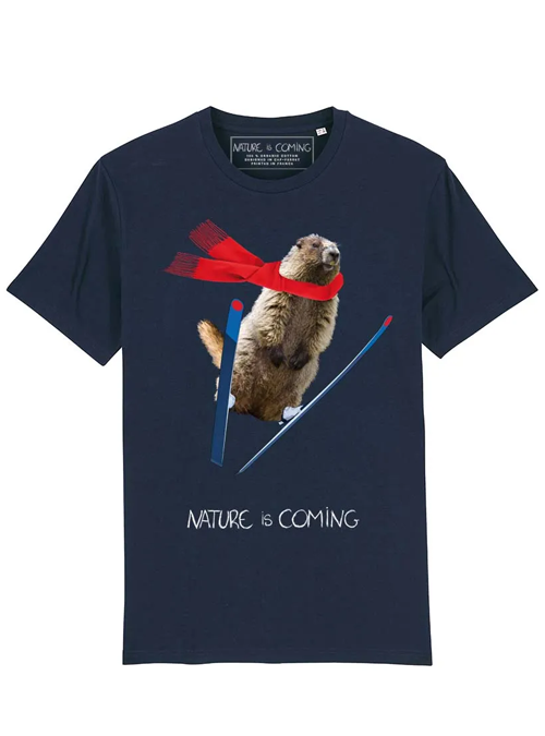 Tee-shirt Flying Marmotte Nature Is Coming