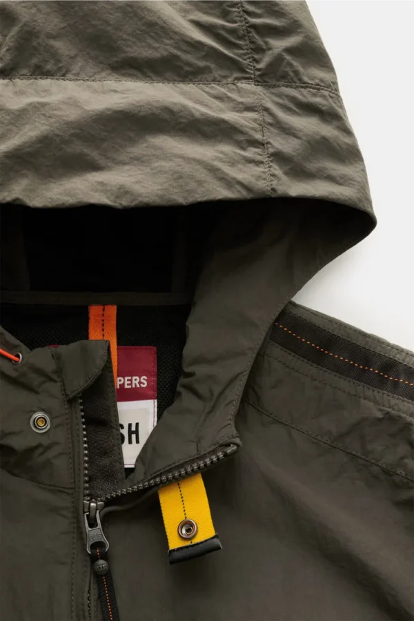TuRxZay0fZhlLh347820_060649_1060_parajumpers