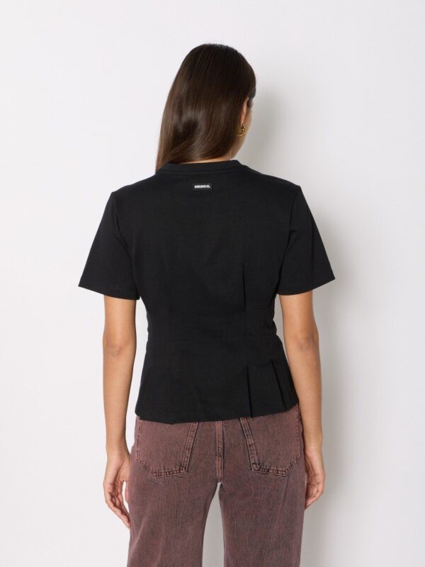 tedwina-t-shirt-cintre-noir-a-la-taille-col-rond-manches-courtes (1)