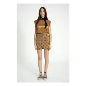 Tee-shirt Sisters Department